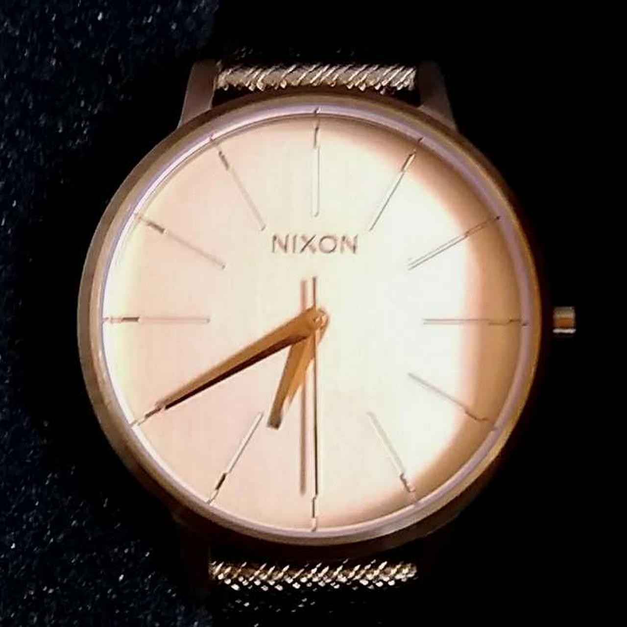 Nixon 14J Quartz