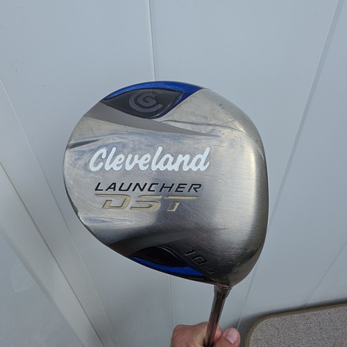 Nice Cleveland Launcher DST 10.5 degree Driver Diamana Red 44 Regular Flex - Picture 2 of 14