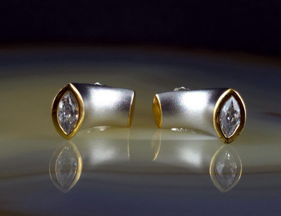 Ohrringe Silber 925 Zirkonia Ohrstecker Gold mattiert - attraktiv & modern