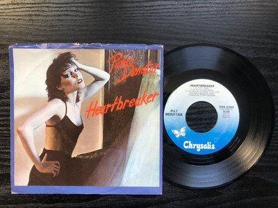 Pat Benatar HEARTBREAKER 1979 Chrysalis Picture sleeve + single VG+/NM