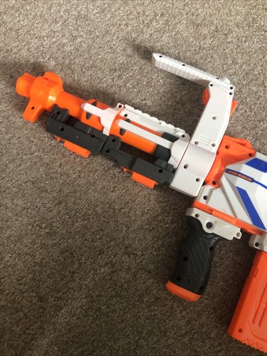 Nerf Elite - Módulo Regulador Bláster Motorizado con Accesorios - Imagen 17 de 17