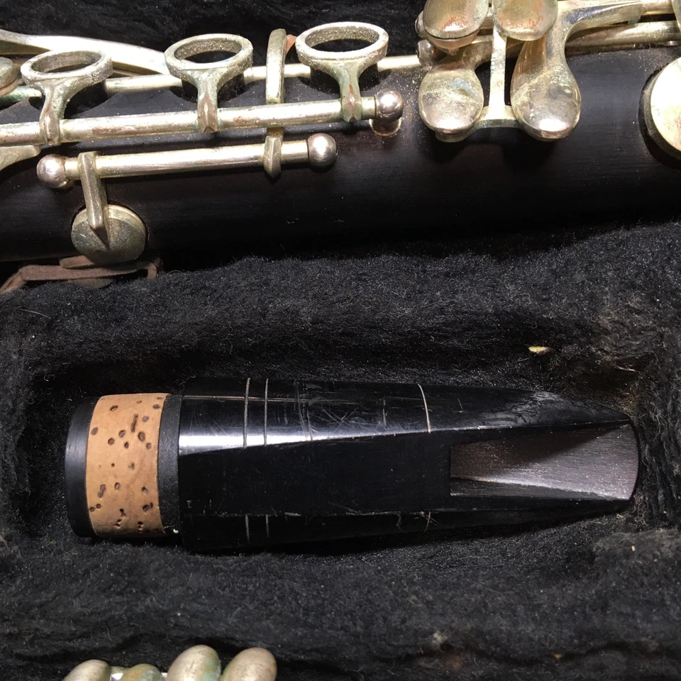 Arezzo Cannonball Zeloso 学生单簧管 Z101221 纯银? — 第 4/4 张图片