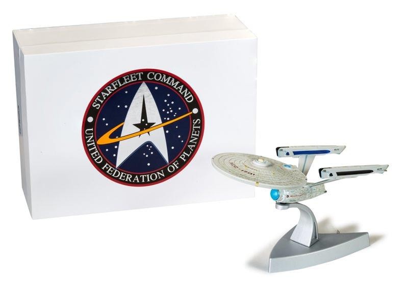 U.S.S. Enterprise NCC-1701 Refit Star Trek II: The Wrath of Khan Corgi CC98001