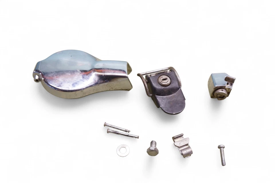 Yamaha RD350 1973 RD 350 563 millas *2675A juego de bloqueo tapa de gasolina Foto 3 de 4