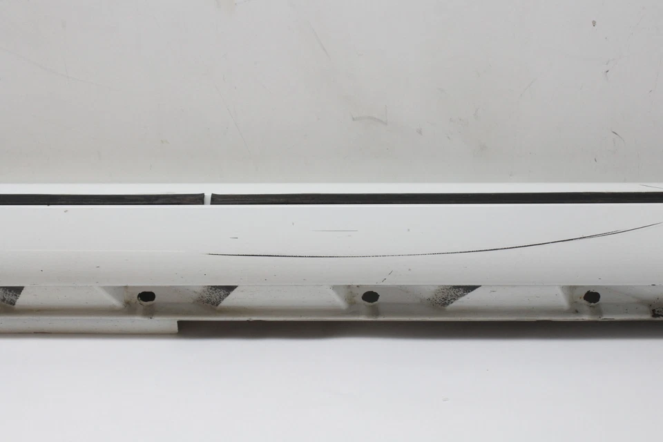 Volvo S60 2008 faldón lateral izquierdo basculante moldeado blanco 39873502 OEM 05 06 07 08 09 Foto 4 de 4