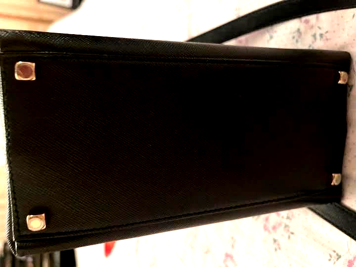 shk_n Salvatore Ferragamo　レザーファー切替　黒 FERRAGAMO（フェラガモ）の「Salvatore Ferragamo Leather