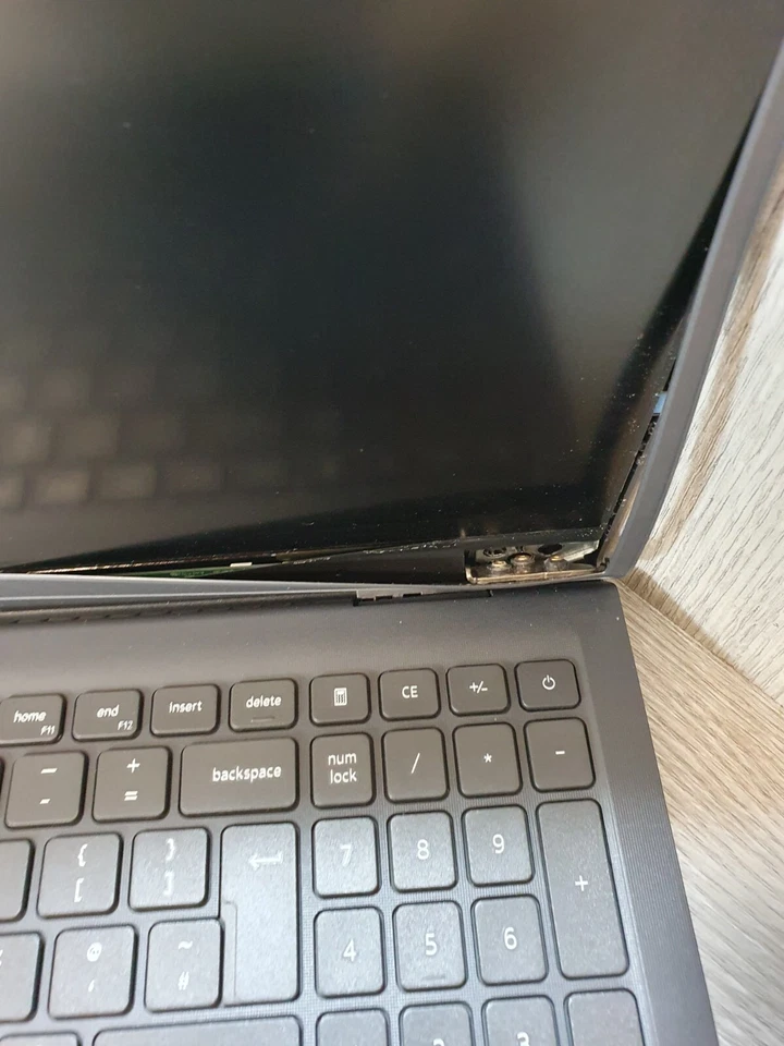 Dell Vostro 15-3510 i3-1115G4 @ 3.0GHz 8GB DDR4 256GB NVMe SSD Grade D EJ1706 - Image 4 of 4