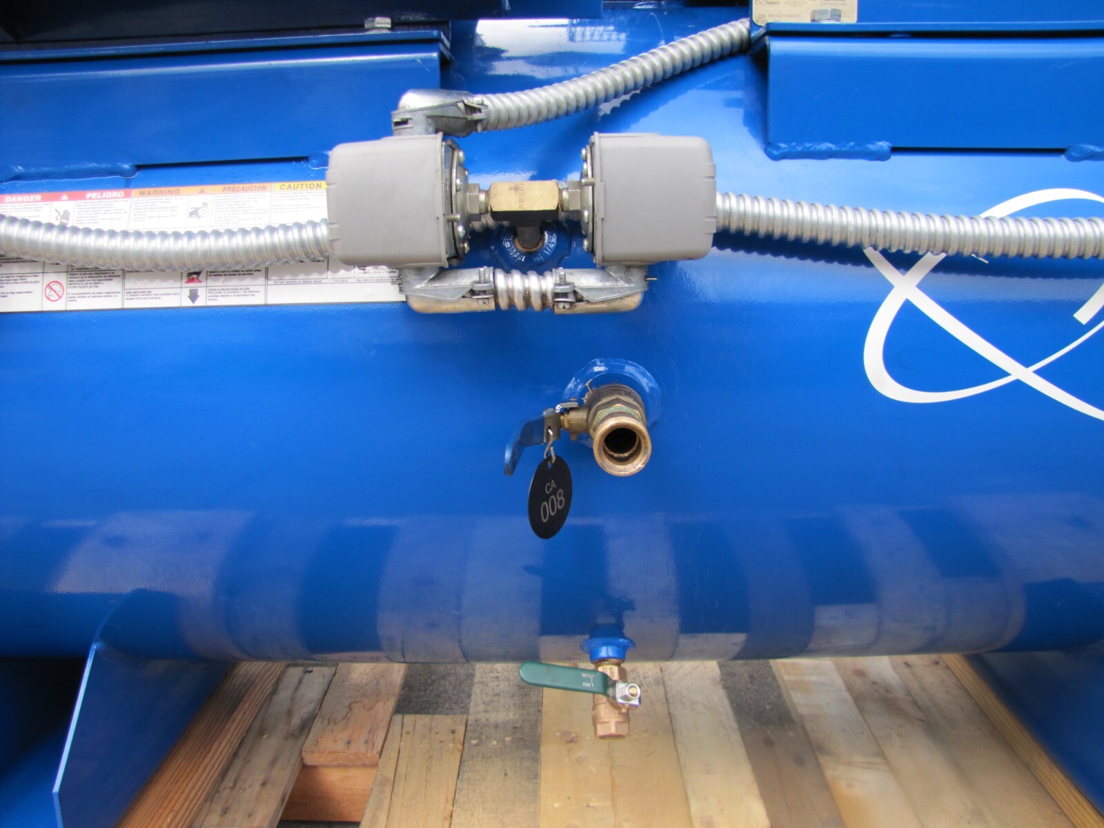 Quincy Dual Pump Piston Air Compressor 15 hp Total with 120 Gallon Tank