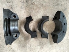 HOLDEN FX - EJ GREY ENGINE MAIN BEARING CAP SET -EXCELLENT CONDITION