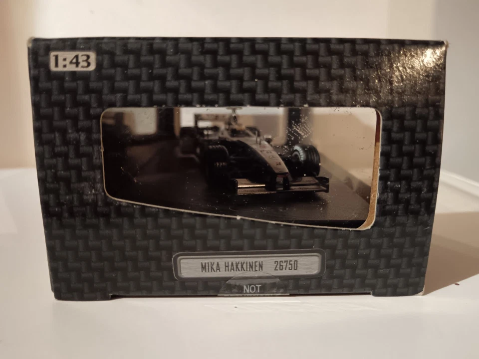 F1 McLaren MP4-15 Mika Hakkinen Hot Wheels Racing 2000 1/43 - Photo 4/4