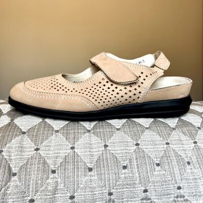 David Tate Clever Perforated Tan Nubuck Leather Comfort Sandal Shoes Women 6.5