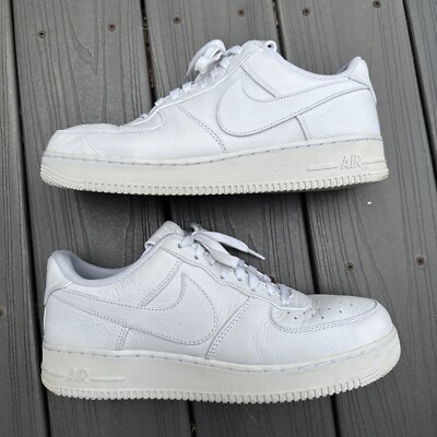 NIKE AIR FORCE 1 '07 PRM 2 WHITE OVERSIZED SWOOSH SZ 11 AT4143-103