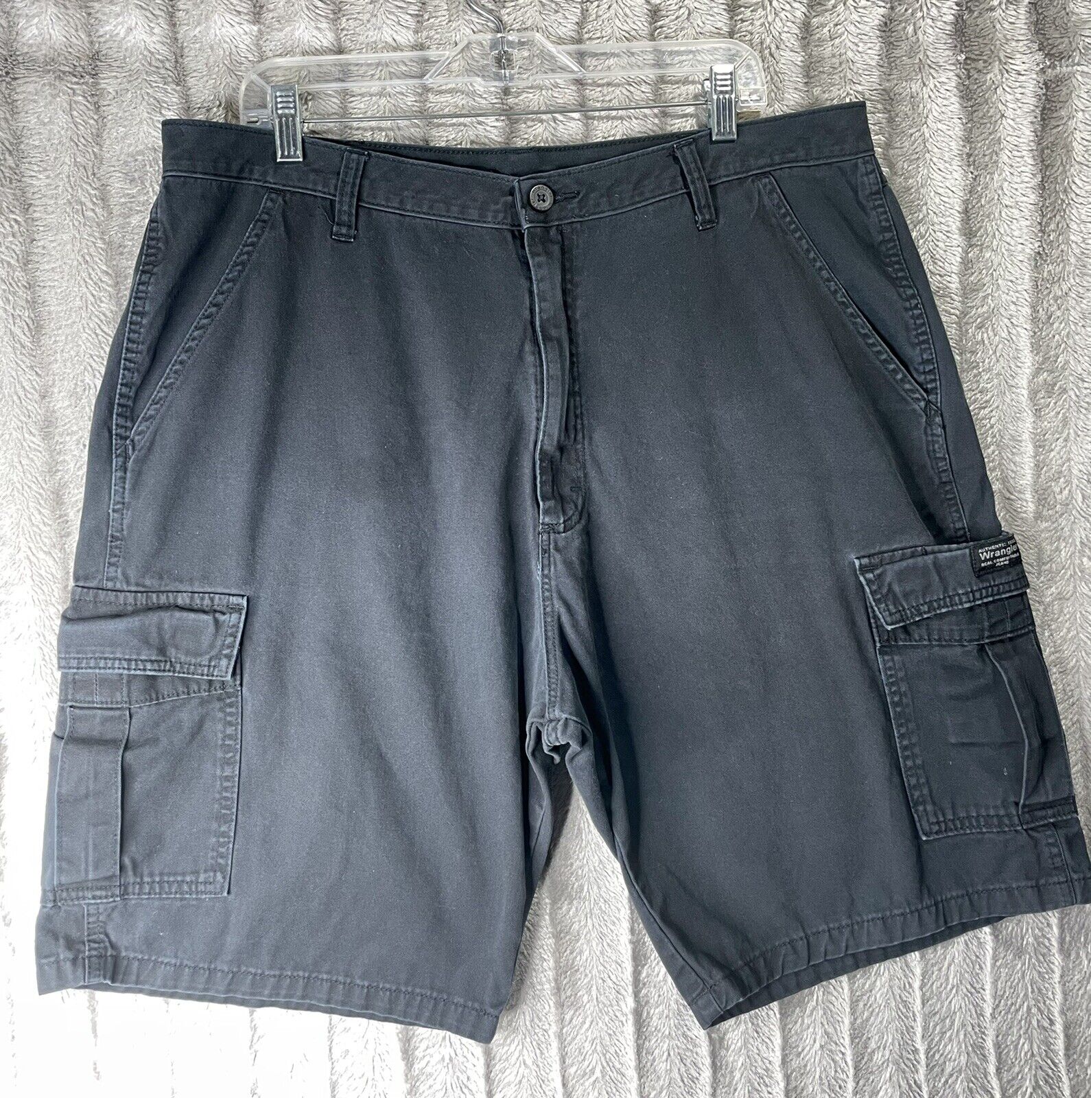 Actualizar 30+ imagen authentic issue wrangler real comfortable jeans cargo shorts