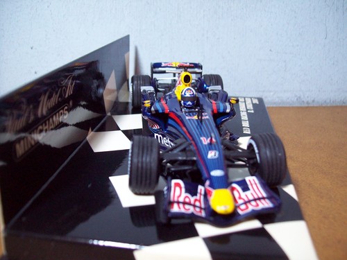 1/43 MINICHAMPS 400 070014 RED BULL RACING RB3 2007 DAVID COULTHARD - Picture 3 of 5