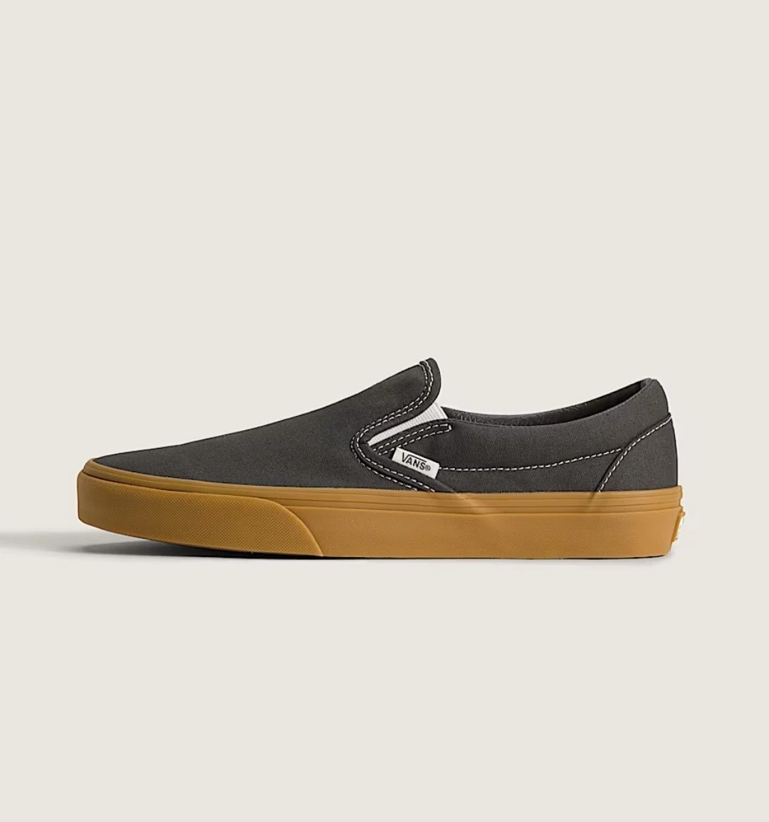 vans classic slip on shoes Gum Faded Black