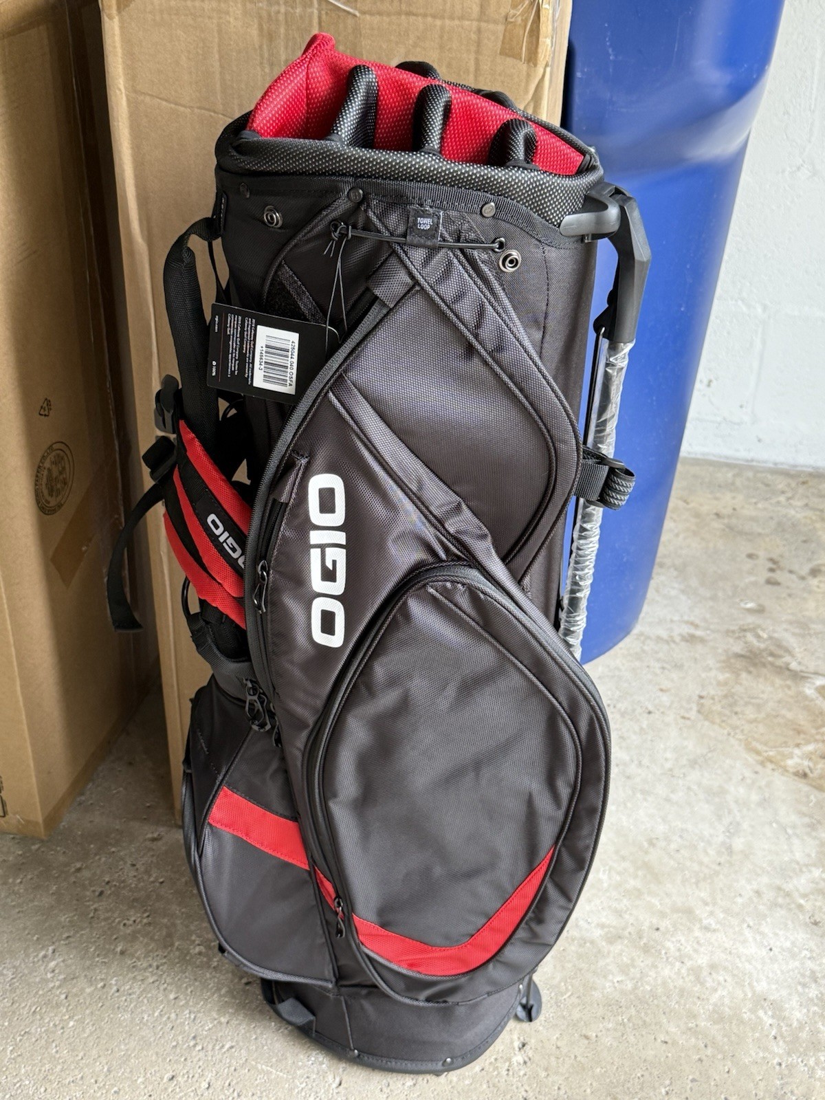 Brand New Smirnoff X OGIO Vision 2.0 Golf Bag