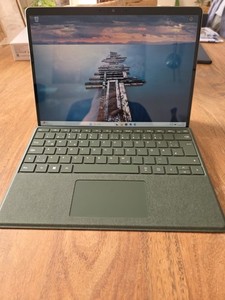 Microsoft Surface Pro 9 13 Zoll (256GB SSD, Intel Core i5 incl. Tastatur/Stift
