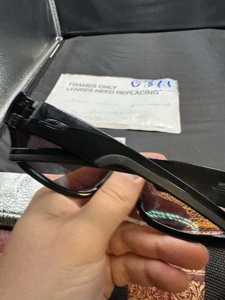 Julbo Stunt Black Frames Rare Unisex Sunglasses, - Image 3 of 4