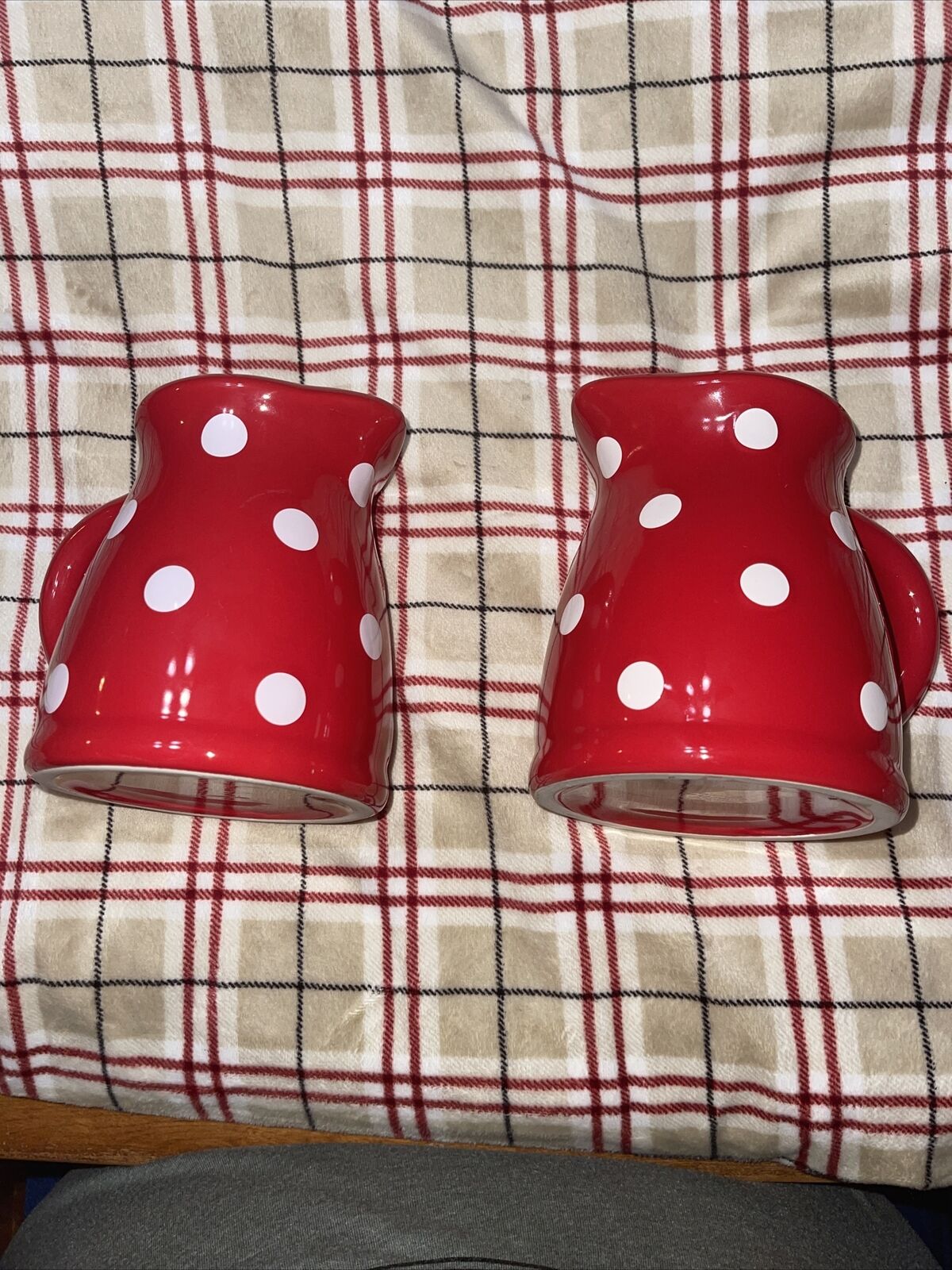 2 Terramoto Ceramic Red and White with Pitchers I Discount is also underway New products world's highest quality popular Polka-dot