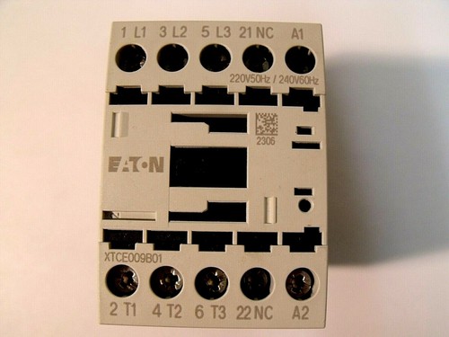 New Eaton XTCE009B01B 3 Pole FVNR IEC Contactor w/ Screw Terminals, 45mm Frame - Picture 3 of 4