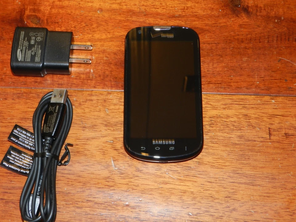 Samsung Galaxy Legend 4GB Black 4" Smartphone MINT COND - Image 2 of 2