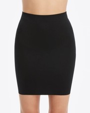 NEW SPANX 10179R Very Black GET A GRIP SHAPING HALF SLIP SMARTGRIP XS