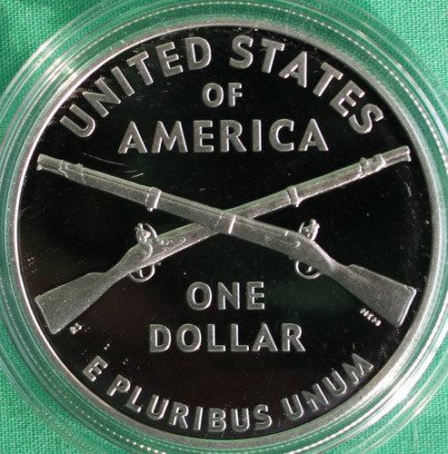 2012 W Infantry Soldier Silver Dollar Proof Commemorative Coin with Box and COA - Picture 3 of 3