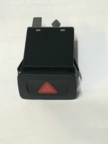 Classic Mini Hazard Warning Switch – 1976 Onwards, YUF101000 / YUF101660