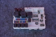 Módulo de control de carrocería relé caja de fusibles motor Nissan Quest 2004-2009 284b7ck02a