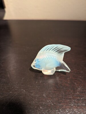 LALIQUE クリスタルフィッシュ ラリック Amazon.com: Lalique Clear Crystal Fish 3000000 : Home & Kitchen