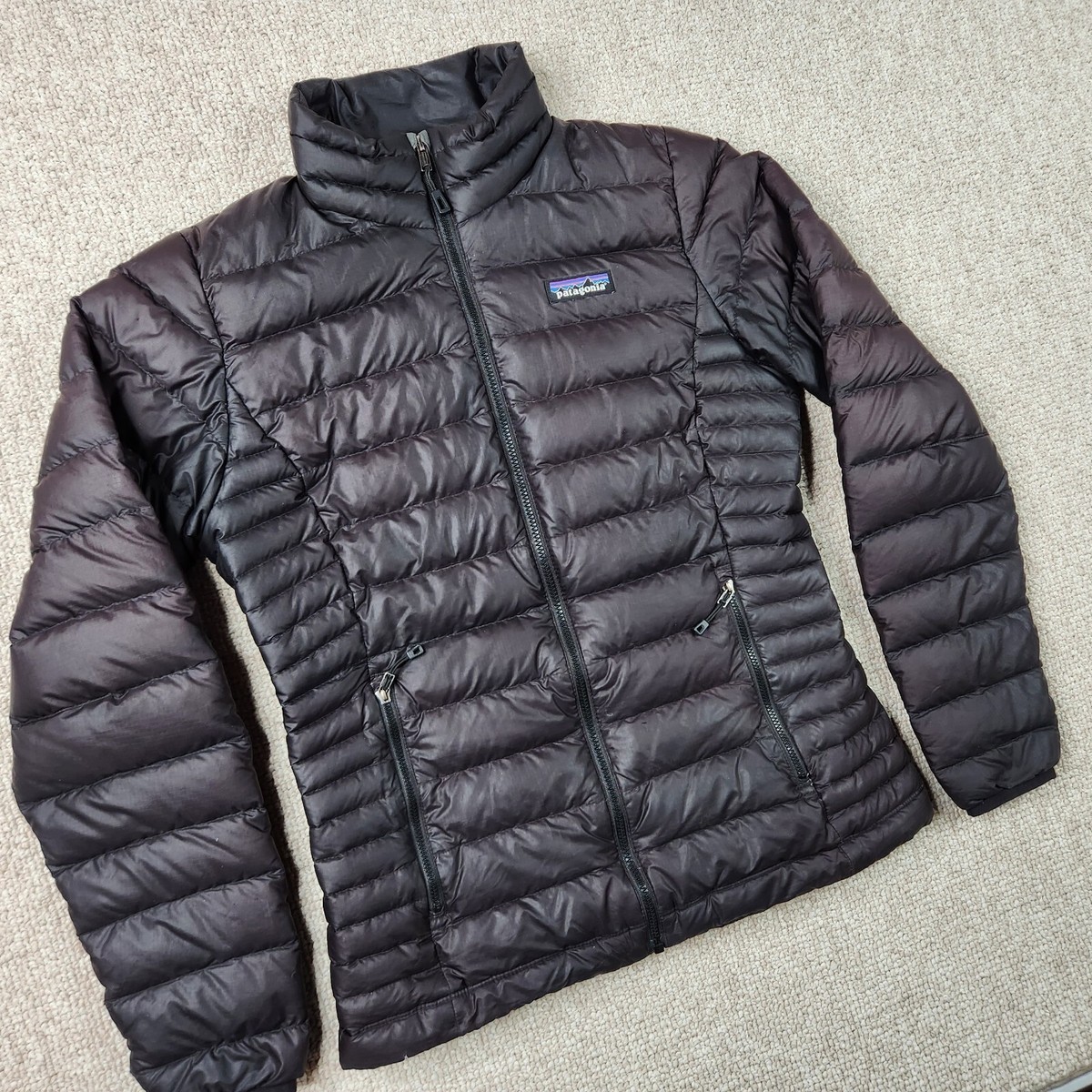 Patagonia Women's XS Black Goose Down/Feather Puffer Jacket 84683