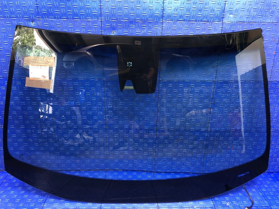 2015-2016 HYUNDAI GENESIS *LOCAL PICKUP* FRONT GLASS WINDSHIELD W/LANE DEPARTURE - Image 4 of 4