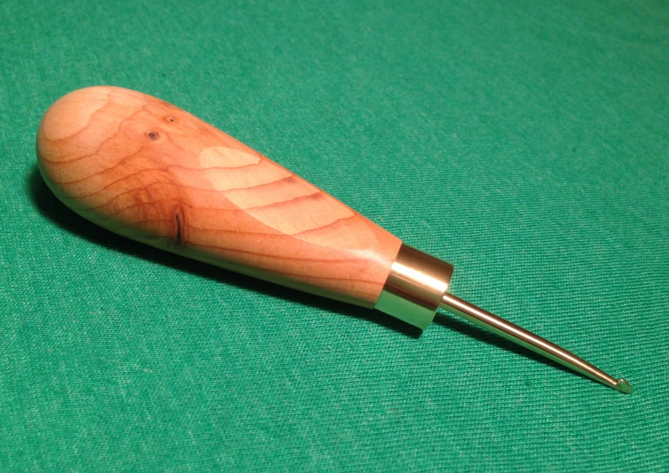 Irish Hook (Hartman Hook) Ergo Handle rughooking hookie rughook rugtool - Image 4 of 4