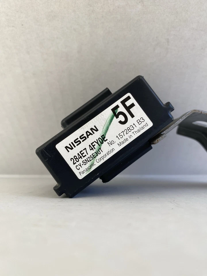 Unidade de módulo de controle de assistência ao motorista dianteiro Nissan Sentra 2016-2019 fabricante de equipamento original - Imagem 2 de 4