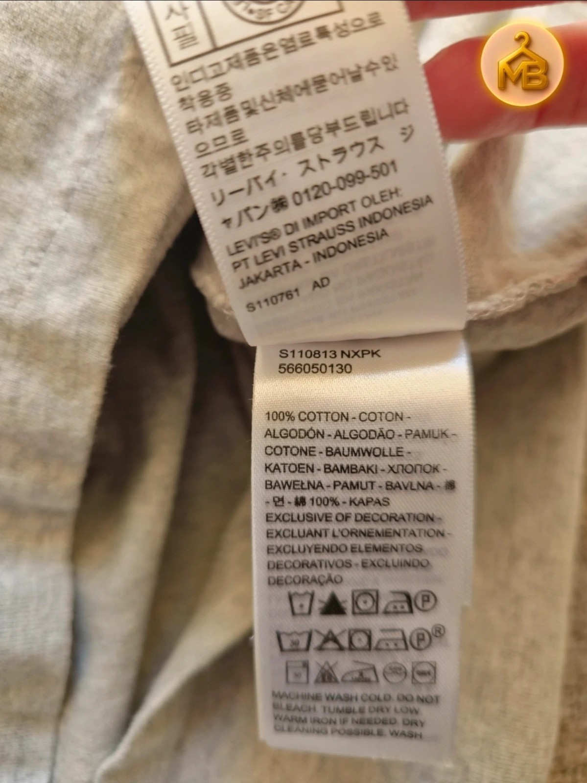 Grey Levi's Cotton Basic Tee Size M Excellent Con… - image 5