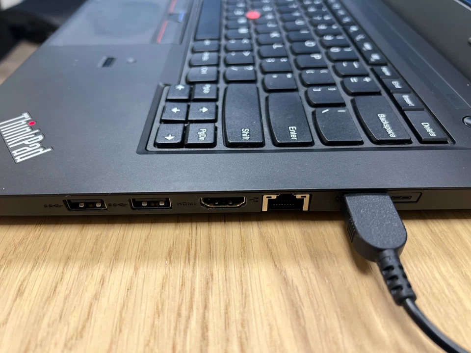 Portátil Lenovo E460 14 pulgadas i5-6200U 2,3 GHz 500 GB 4 GB / Windows 11 Pro Foto 4 de 4