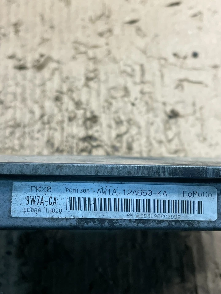 2011 Lincoln Town Car Computer Engine Control ECU ECM EBX Module U1706 DG - Image 4 of 4