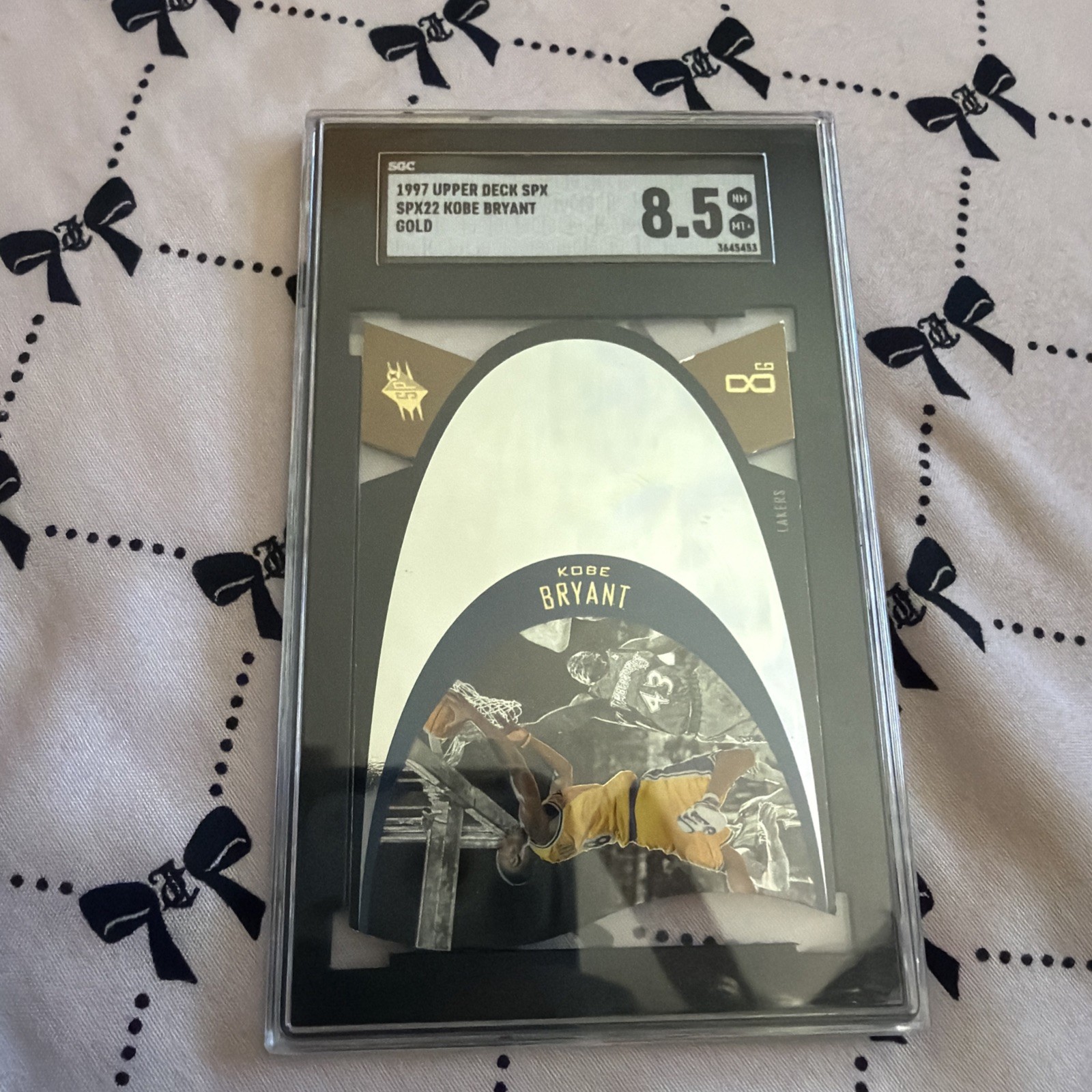 Kobe Bryant 1997 SPx #SPX22 Die-Cut - Gold Price Guide - Sports