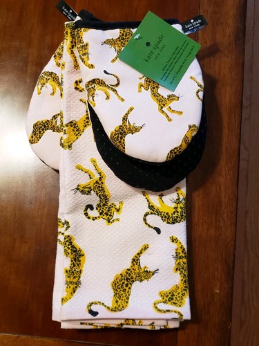 New NWT Kate Spade Pink Jaguar Kitchen Towel and Mini Oven Mitt 4 Piece Set - Picture 1 of 3