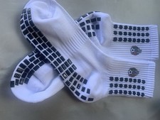 GRIP SOCKS 3.0 MIDCALF LENGTH - WHITE WITH LOGO AND FLAGS KIDS 4 TO 12 YEARS