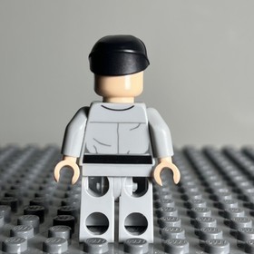 LEGO Imperial Crew Black Cap Minifigure (sw0693) Star Wars Empire Printed Leg 3E