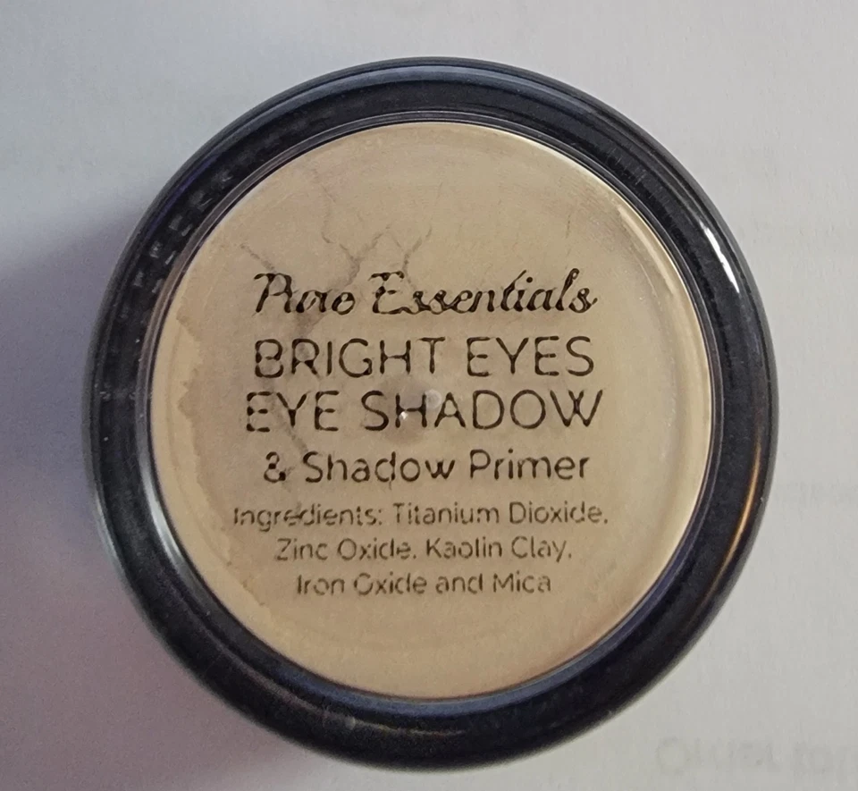 PURE ESSENTIALS BARE EYE MINERALS NUDE EYE SHADOW PRIMER BASE - 10G Sifter Jar  - Image 4 of 4