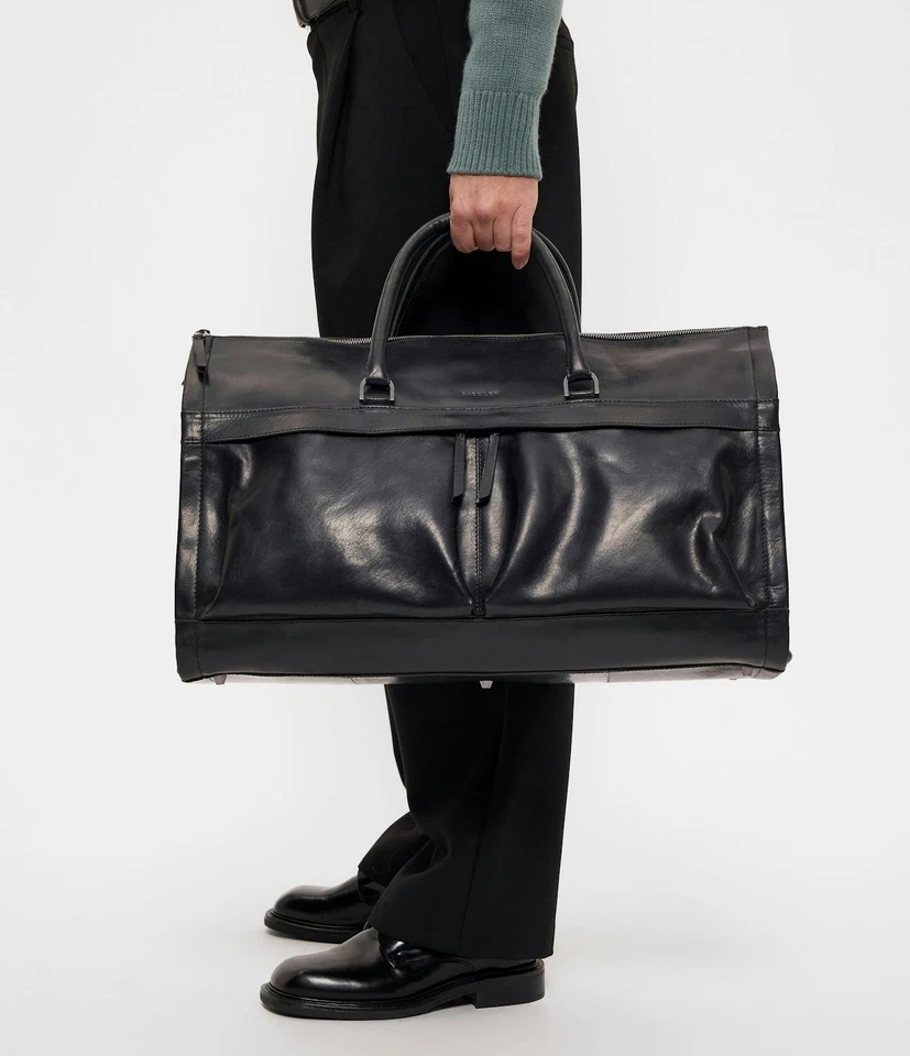 Bolso de fin de semana y bolso de ropa Saddler Orlando - cuero negro de alta calidad. Foto 3 de 4