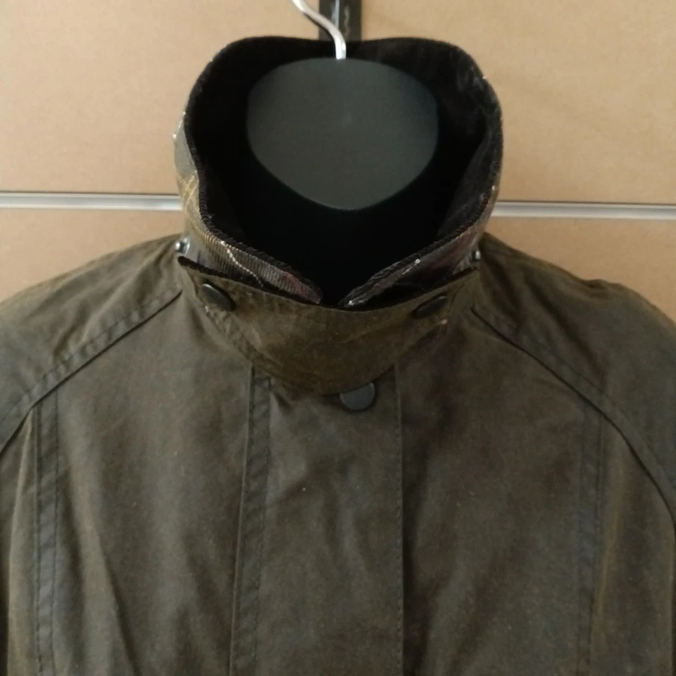 Barbour Classic Beadnell Wax Cotton Women's Jacket LWX0668OL71 Olive US 6 NWI - Image 4 of 4
