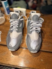 Nike Huarache Men’s Size 11.5 