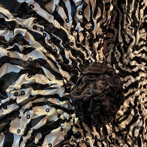 JACKIE Jon New York black and white satin scrunched zebra striped sequin jacket - Picture 2 of 6