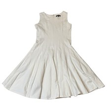 Adrienne Vittadini White Paneled Dress Sleeveless Classic Fit & Flare Size 4 EUC