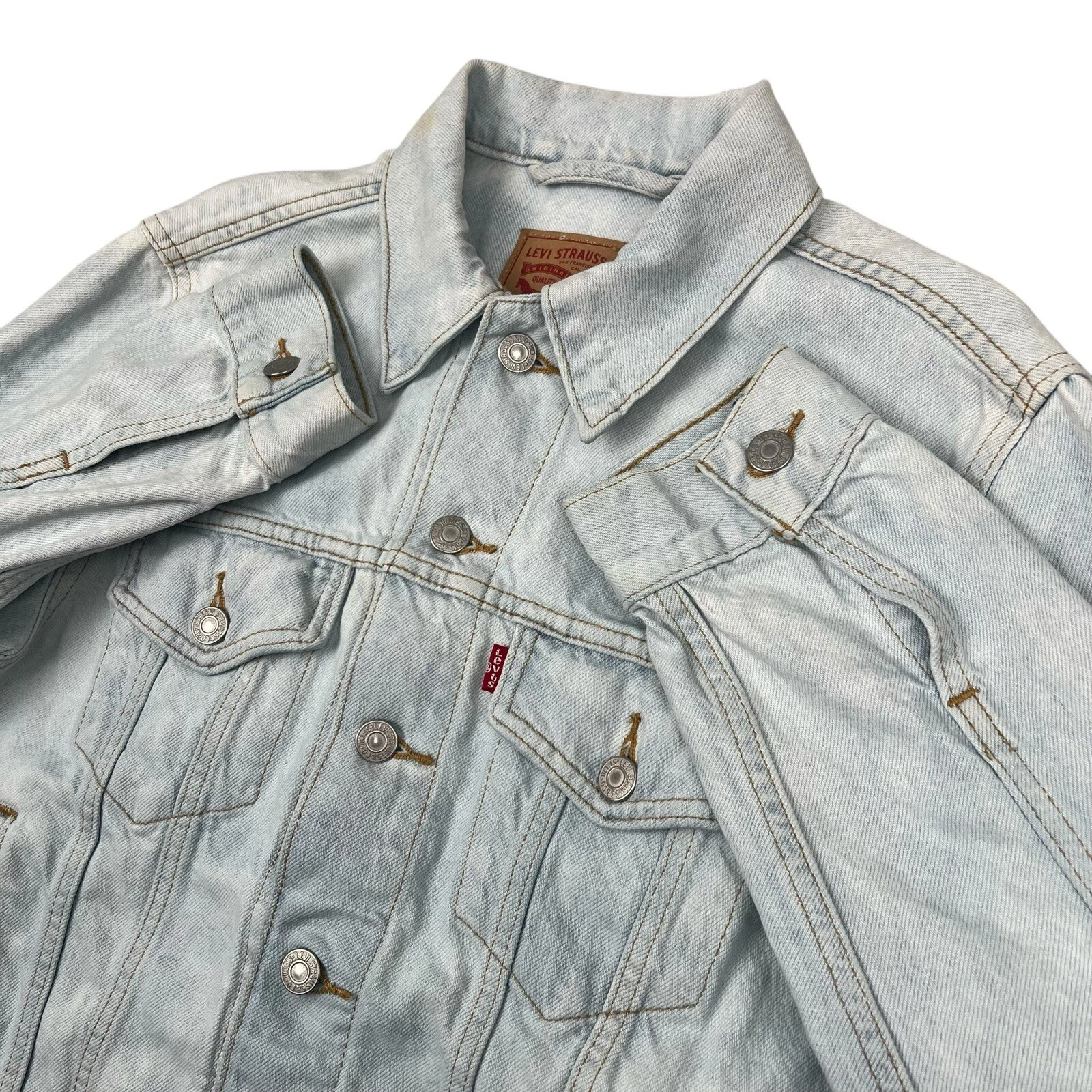Levi's Jacket Mens Small Light Wash Denim Jean Jacket Trucker Logo Embroidered