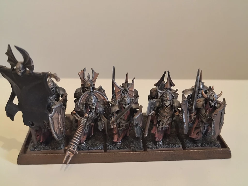 WARHAMMER Comtes Vampires/Soulblight Gravelords - Gardes des cryptes x 10 - Photo 1/1