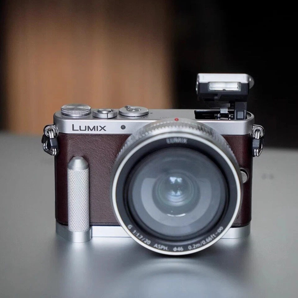 Premium Aluminum Alloy Hand Grip Camera Handle Compatible with Panasonic GM1 GM5 - Image 4 of 4